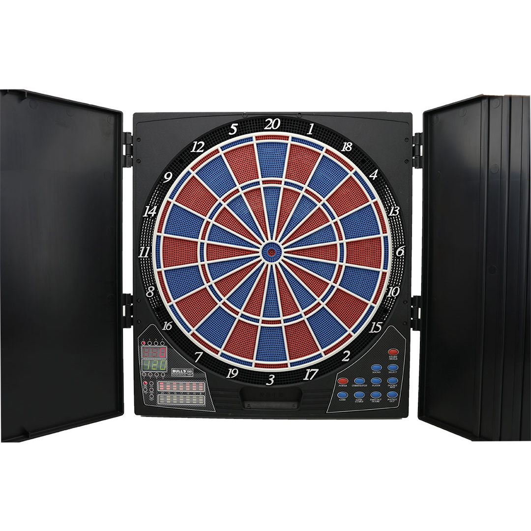 Das Bild zeigt das elektronische Dartboard "Bull's Lightning RB" mit geöffneten Türen. Das Dartboard hat ein farbiges Spielfeld und zahlreiche Bedientasten unten.